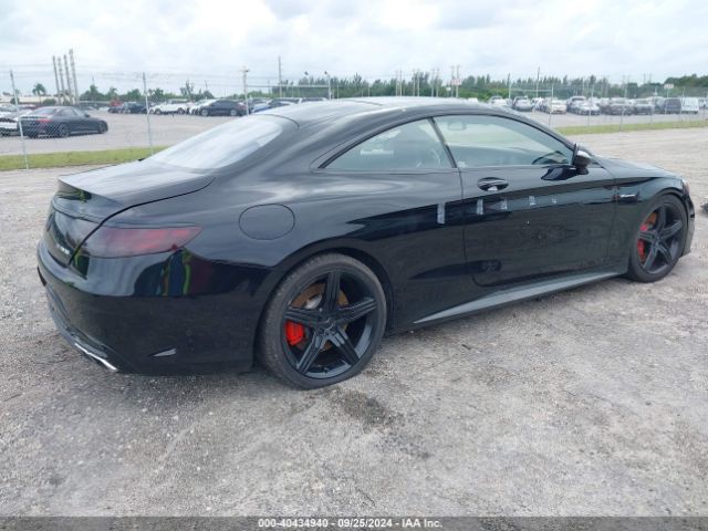 WDDXJ7JB2GA015033 Mercedes-Benz Amg S 63 4matic