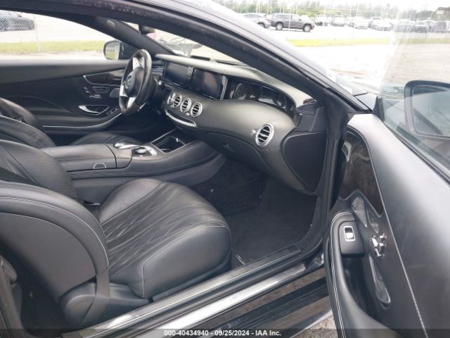 WDDXJ7JB2GA015033 Mercedes-Benz Amg S 63 4matic