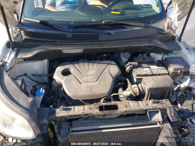 KNDJN2A22F7137670 KIA Soul