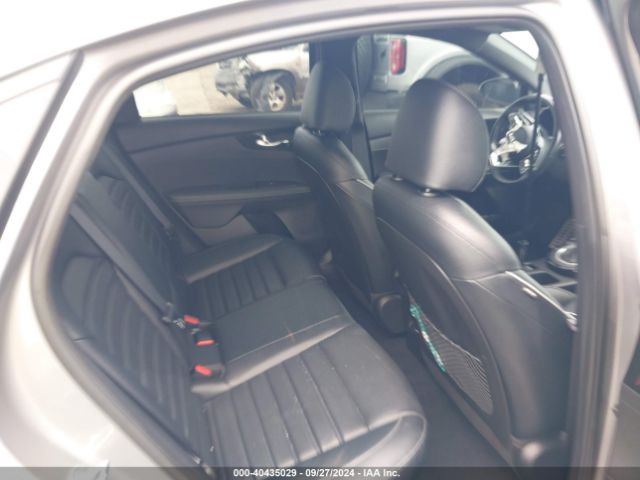 3KPF54AD8PE545126 KIA Forte Gt-line