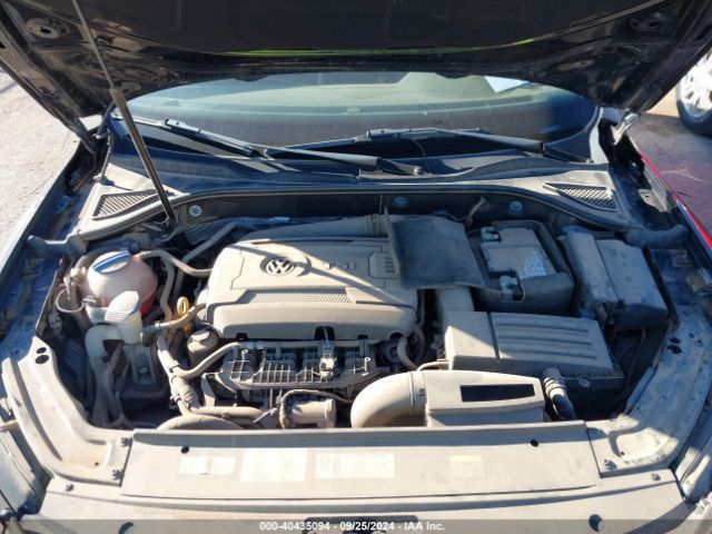 1VWAT7A36HC049420 Volkswagen Passat 1.8t S