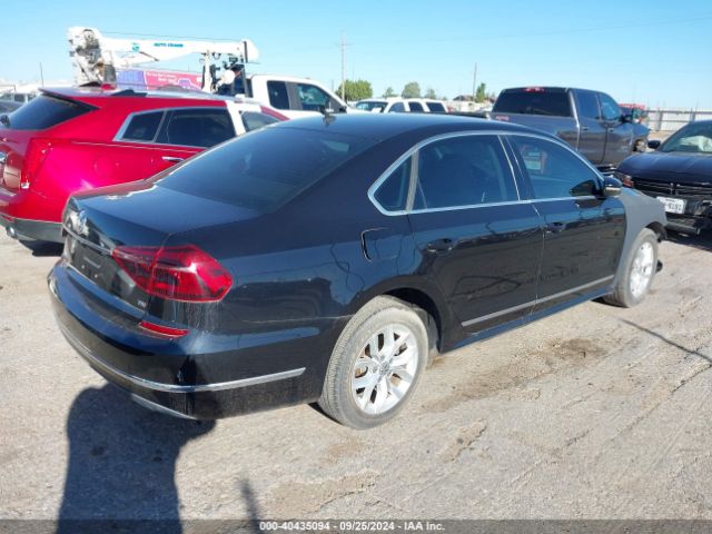 1VWAT7A36HC049420 Volkswagen Passat 1.8t S