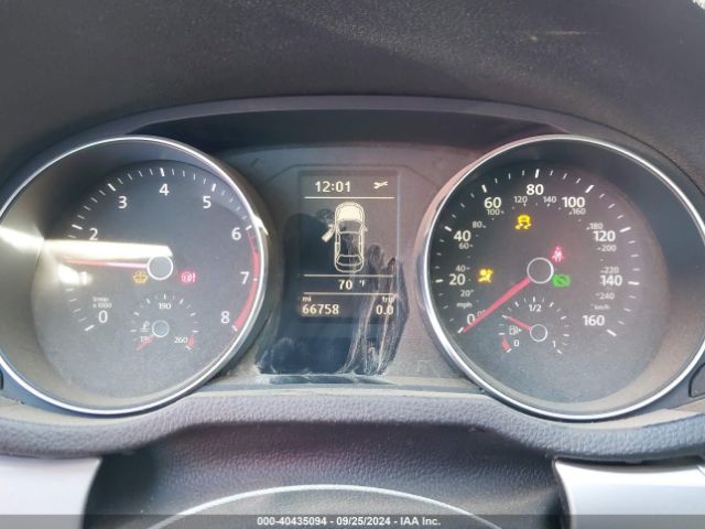 1VWAT7A36HC049420 Volkswagen Passat 1.8t S