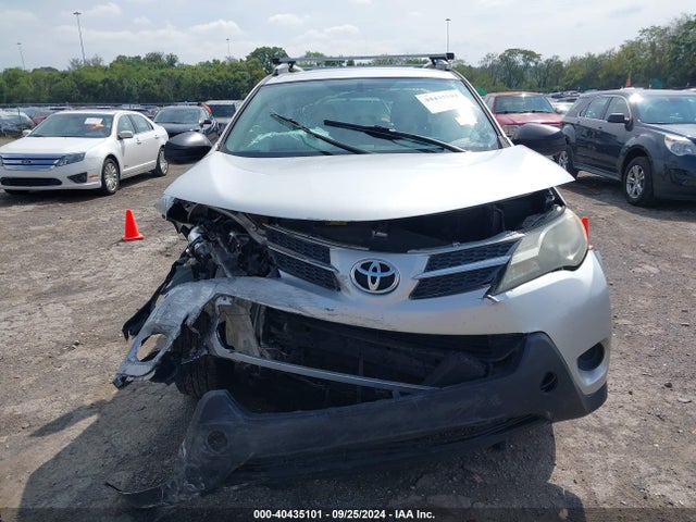 Toyota RAV4 LE 2014 2T3ZFREV9EW094039 Image 11