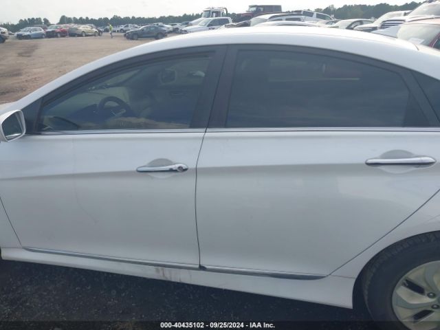 KMHEC4A40EA116673 Hyundai SONATA HYBRID