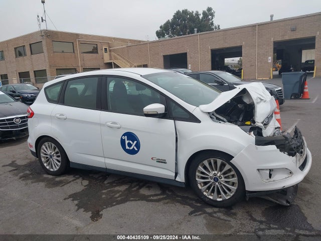 Ford C-max Energi Se 2017 1FADP5EU0HL118281 Image 12