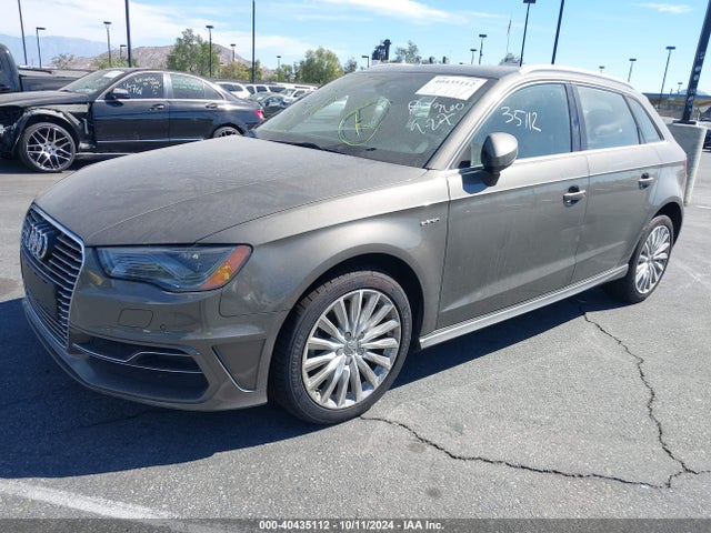 WAUTPBFF9GA107212 Audi A3 E-tron Premium Plus