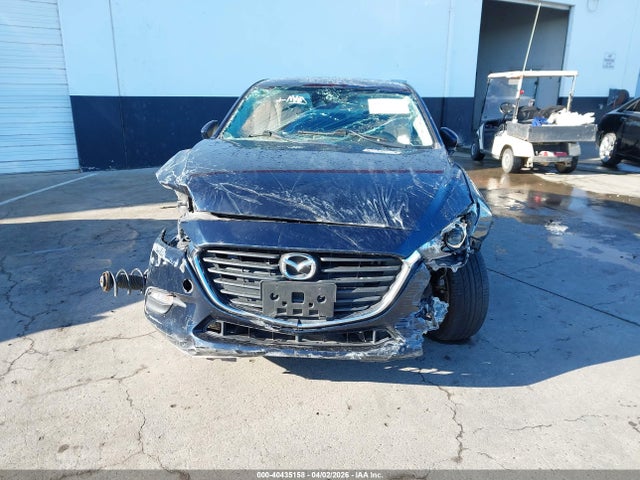 40435158 :رقم المزاد ، 3MZBN1V77HM151655 vin ، 2017 Mazda Mazda3 Touring مزاد بيع