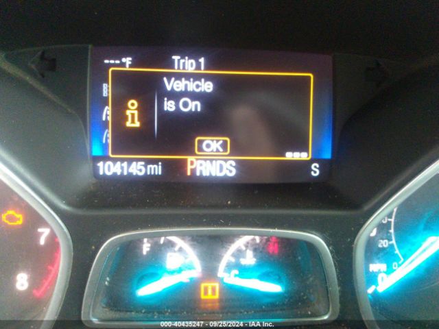1FMCU0HD2JUC99926 Ford ESCAPE SEL