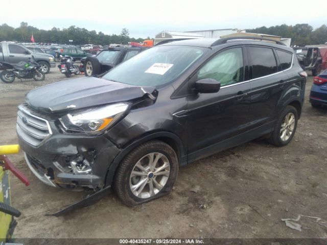 1FMCU0HD2JUC99926 Ford ESCAPE SEL