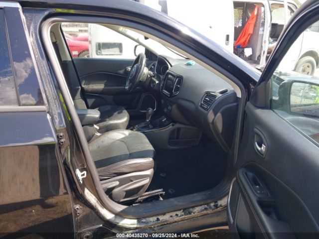 3C4NJCCB8LT187402 Jeep Compass Limited Fwd