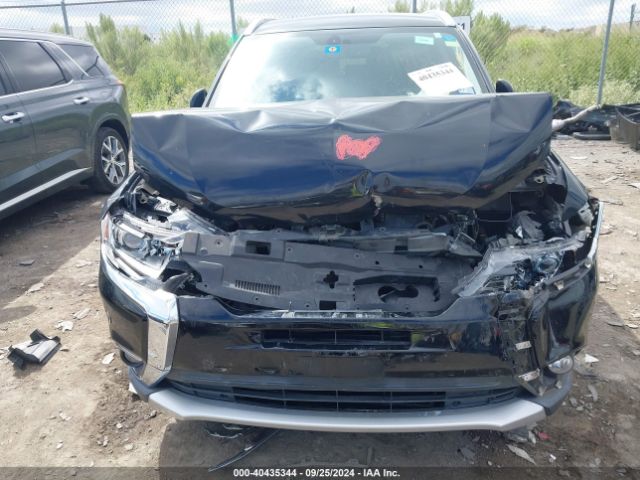 JA4AD3A39JJ000586 Mitsubishi Outlander Sel