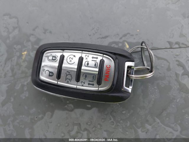 2018 CHRYSLER PACIFICA 2C4RC1EG3JR111269 Photo 10