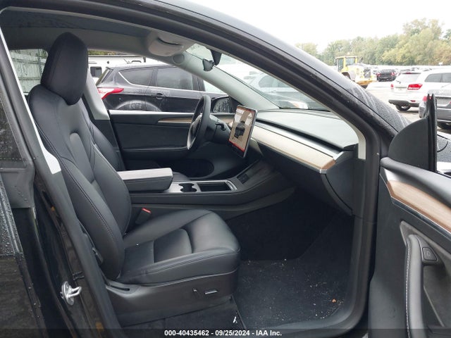 2023 TESLA MODEL Y 7SAYGAEE1PF646140 Photo 4