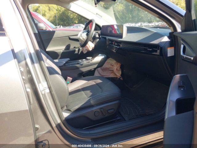 2023 KIA EV6 KNDC3DLC7P5139105 Photo 4