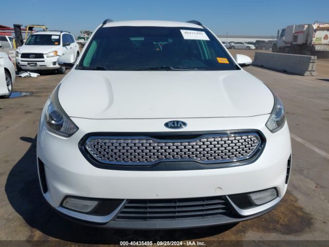 KNDCC3LC6H5061783 KIA NIRO EX