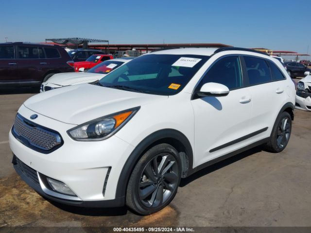 KNDCC3LC6H5061783 KIA NIRO EX