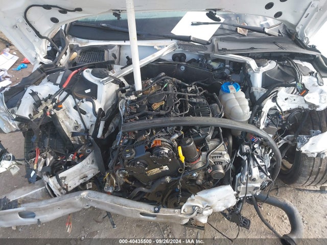 2017 AUDI A4 WAUKMAF49HN059377 Photo 9