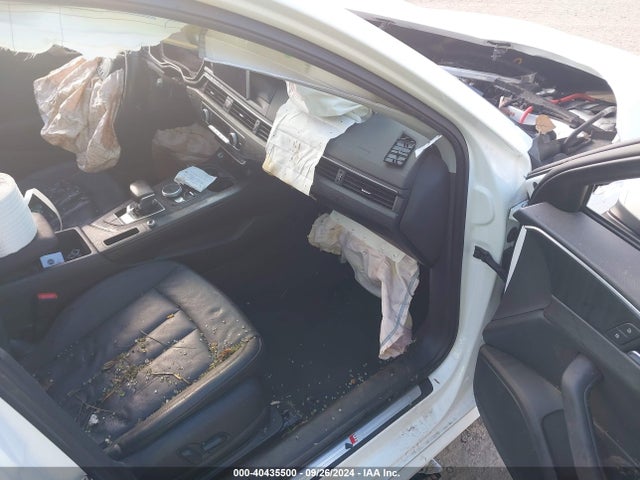 2017 AUDI A4 WAUKMAF49HN059377 Photo 4
