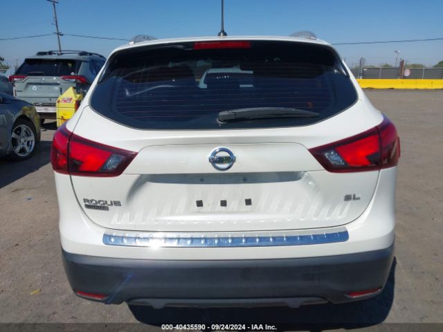 JN1BJ1CPXHW035421 Nissan Rogue Sport Sl
