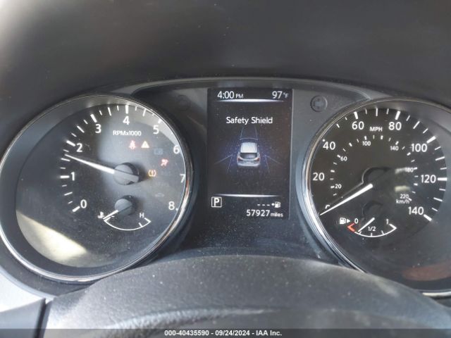 JN1BJ1CPXHW035421 Nissan Rogue Sport Sl