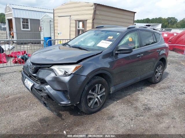 Toyota RAV4 LE 2018 JTMZFREV8JJ724982 Image 2