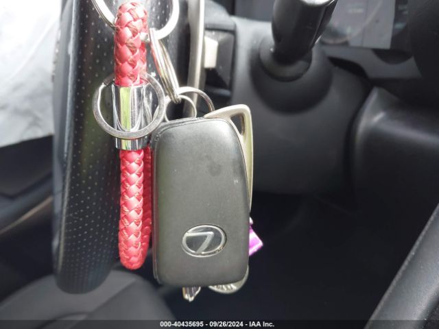 JTHBA1D23H5049732 Lexus IS 200T
