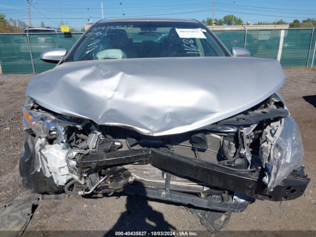 4T1BD1FK9EU116840 Toyota Camry Hybrid Le