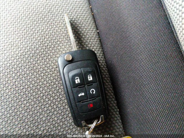 1G1PA5SH9E7203102 Chevrolet Cruze Ls Auto