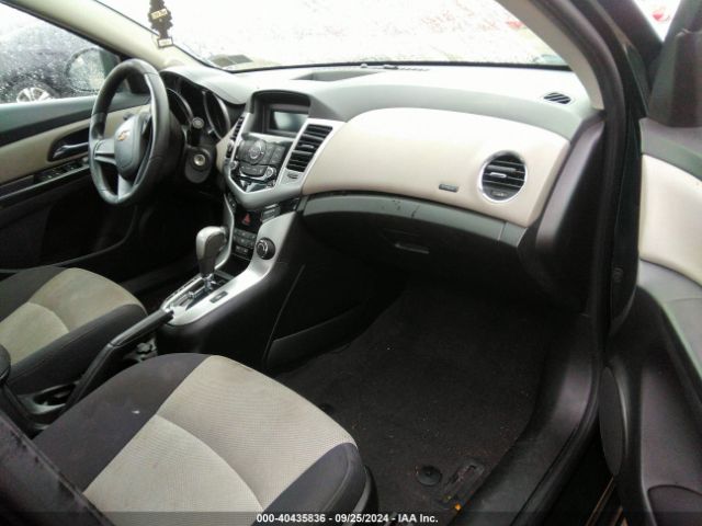 1G1PA5SH9E7203102 Chevrolet Cruze Ls Auto