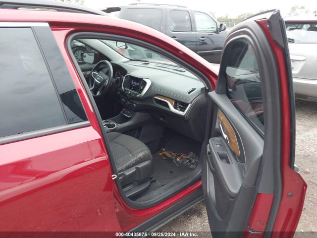3GKALMEV8LL208873 GMC Terrain Fwd Sle