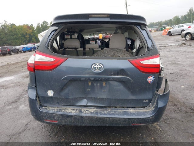 Toyota Sienna Le 8 Passenger 2017 5TDKZ3DC1HS843587 Image 16