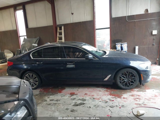 WBAJA7C34HG458463 BMW 530i Xdrive