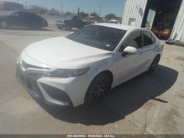 Toyota CAMRY SE 2022 4T1T11AK8NU668785 Image 2