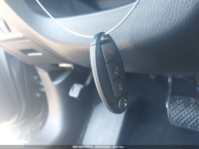 5N1DR2MM5JC615512 Nissan Pathfinder S