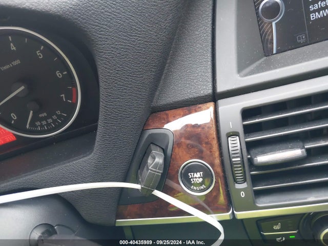 40435989 :رقم المزاد ، 5UXZV8C58BL419650 vin ، 2011 Bmw X5 Xdrive50i مزاد بيع