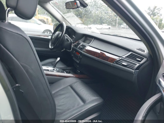 40435989 :رقم المزاد ، 5UXZV8C58BL419650 vin ، 2011 Bmw X5 Xdrive50i مزاد بيع