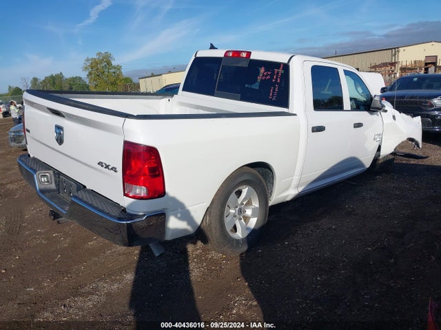 1C6RR7LG7PS516652 RAM 1500 Classic Slt  4x4 5'7 Box