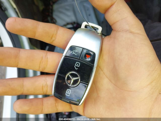 WDDZF4KB5HA093203 Mercedes-Benz E 300 4matic