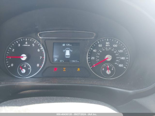 5XYPGDA5XLG620753 KIA Sorento 3.3l Lx