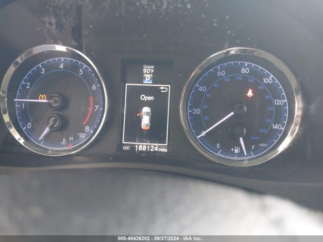 Toyota COROLLA SE 2019 5YFBURHE3KP874594 Image 15