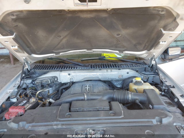 5LMJJ3HT4HEL11309 Lincoln Navigator L Select