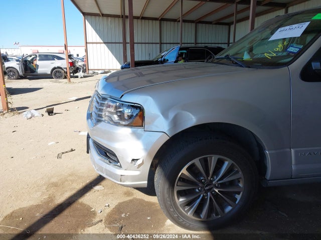 5LMJJ3HT4HEL11309 Lincoln Navigator L Select