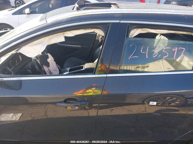 Volvo V60 2015 YV140MEM0F1243597 Image 14