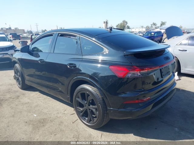 2024 AUDI Q4 SPORTBACK E-TRON WA132BFZ9RP020416 Photo 2