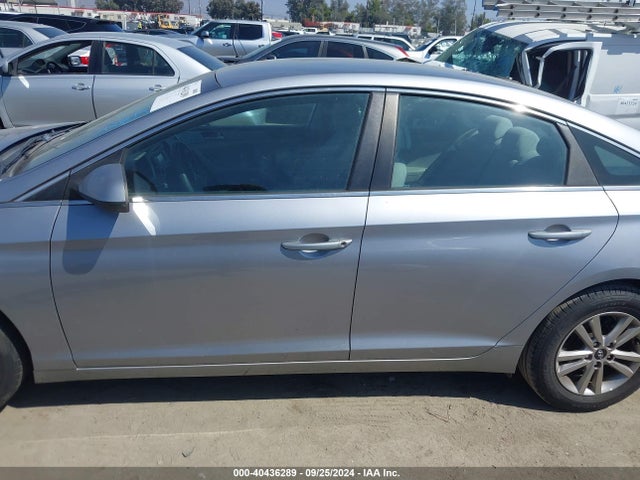 Hyundai Sonata 2017 5NPE24AF8HH484105 Image 14