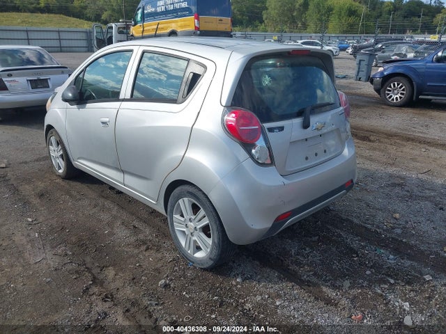 Chevrolet Spark Ls Auto 2014 KL8CB6S9XEC565750 Image 3