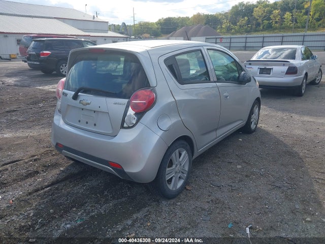 Chevrolet Spark Ls Auto 2014 KL8CB6S9XEC565750 Image 4