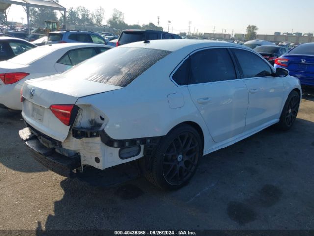 1VWAT7A34GC053139 Volkswagen Passat 1.8t R-line