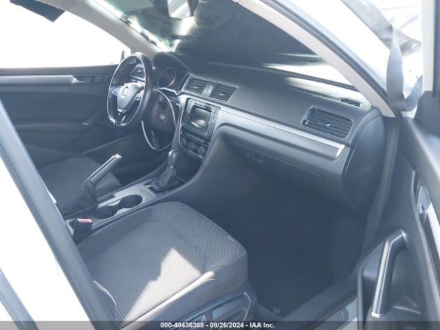 1VWAT7A34GC053139 Volkswagen Passat 1.8t R-line